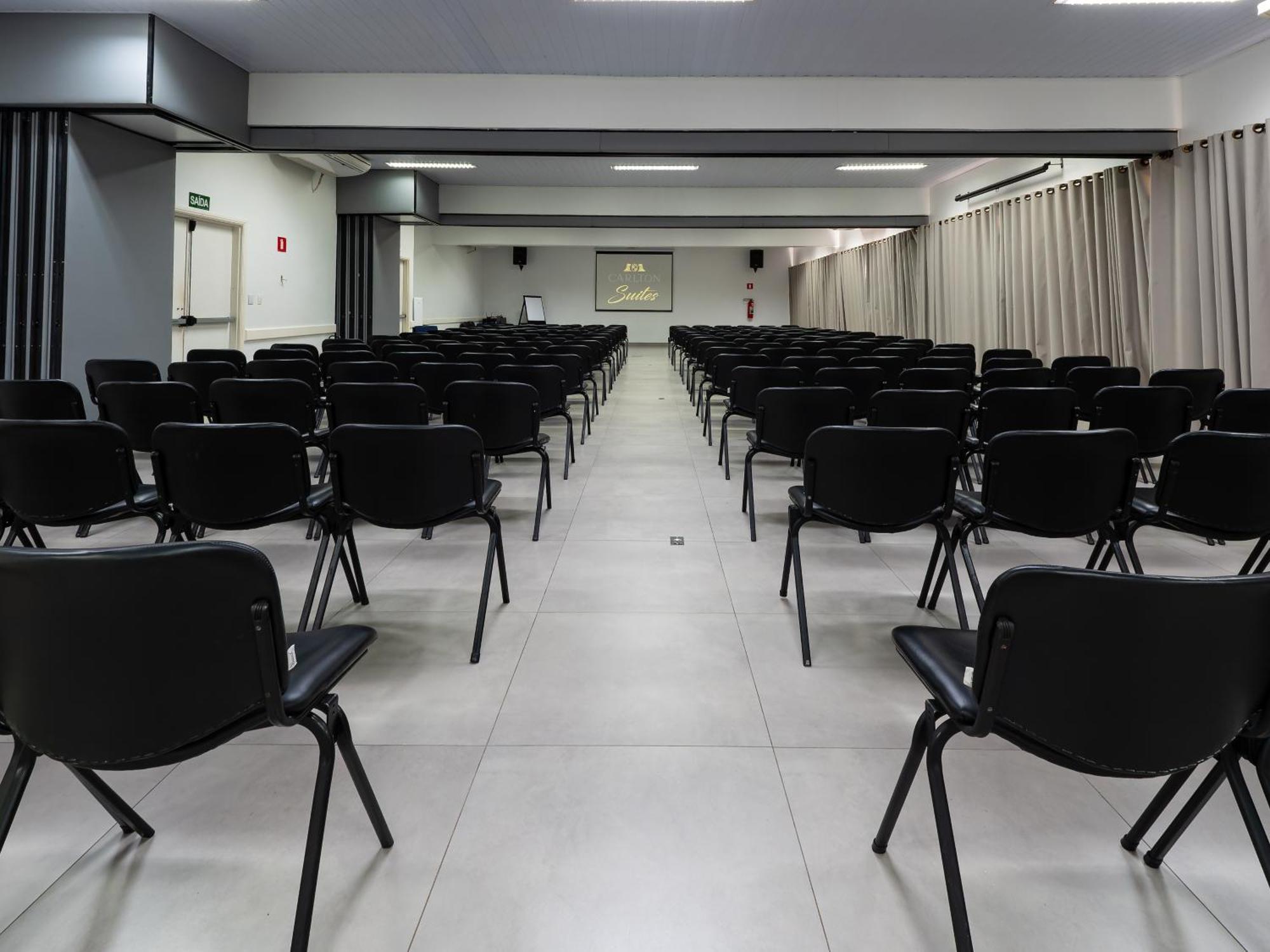 Carlton Suites Limeira Zewnętrze zdjęcie