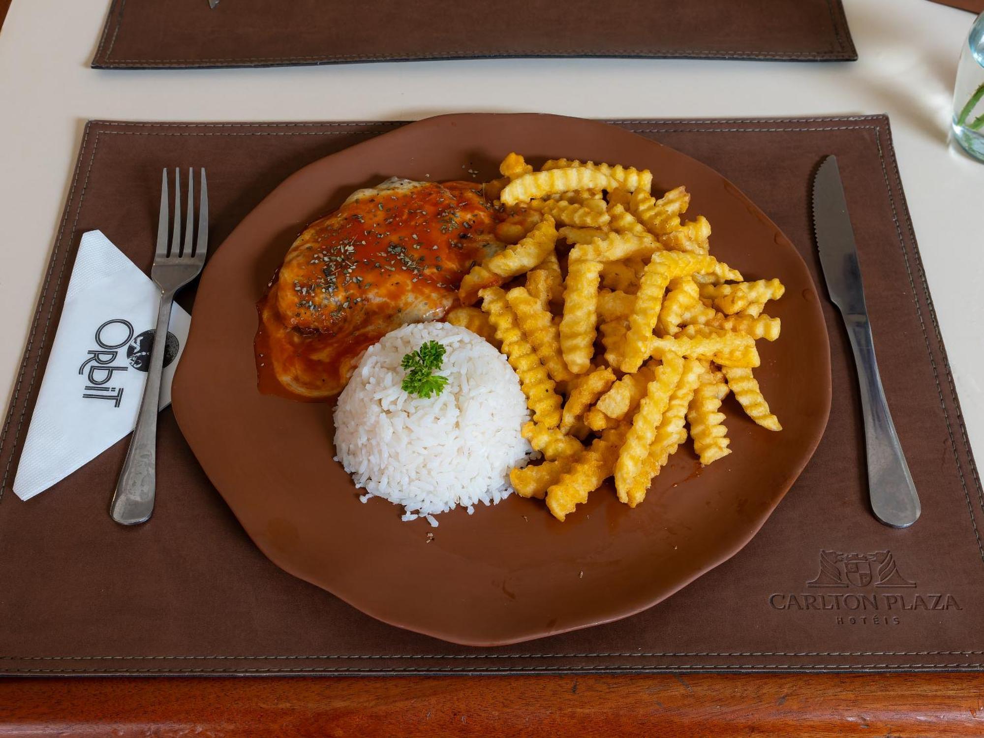 Carlton Suites Limeira Zewnętrze zdjęcie